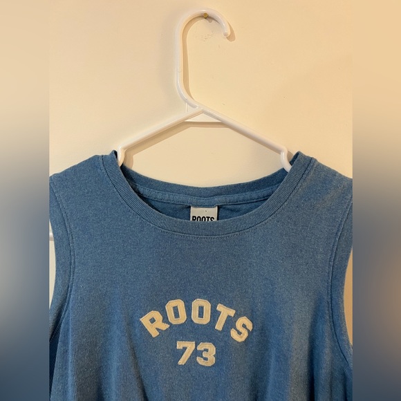 Vintage Roots sleeveless top 🤍 - Picture 2 of 4